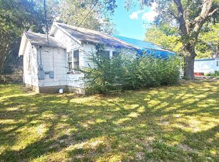 519 E Longview St, Arp, TX 75750