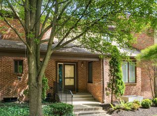 1862 Fishinger Rd #3, Columbus, OH 43221