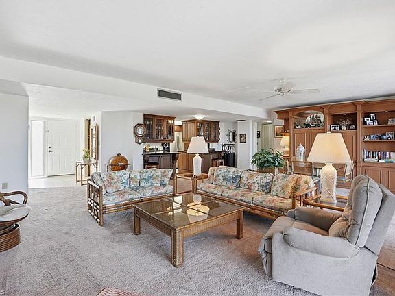 4th image of 11 Bluebill AVE #203