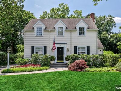 194 Bellair Rd, Ridgewood, NJ, 07450