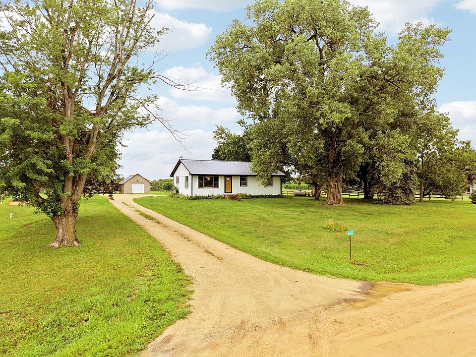 1st image of 23677 Audrey Ave