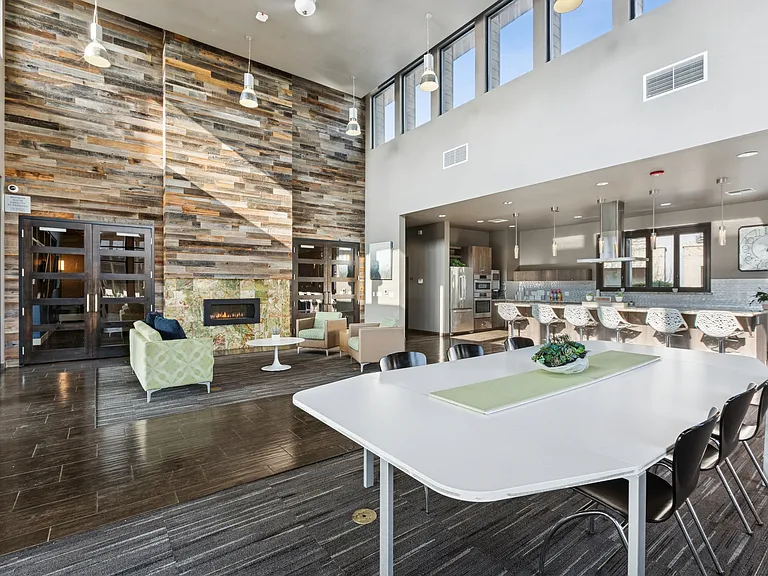 Aspire Apartments Tracy CA lobby lounge amenities