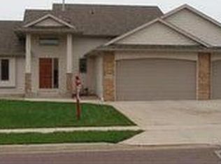 3509 S Harmony Dr, Sioux Falls, SD 57110