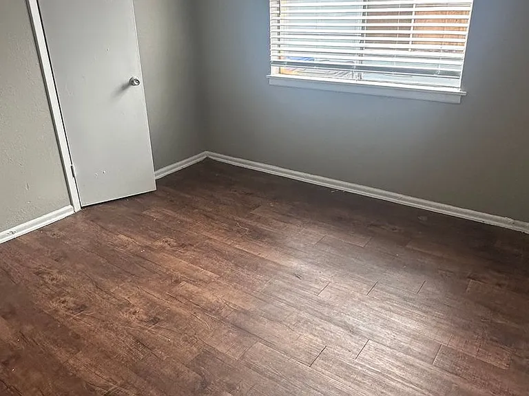 6917 Basilwood Dr — Photo 5