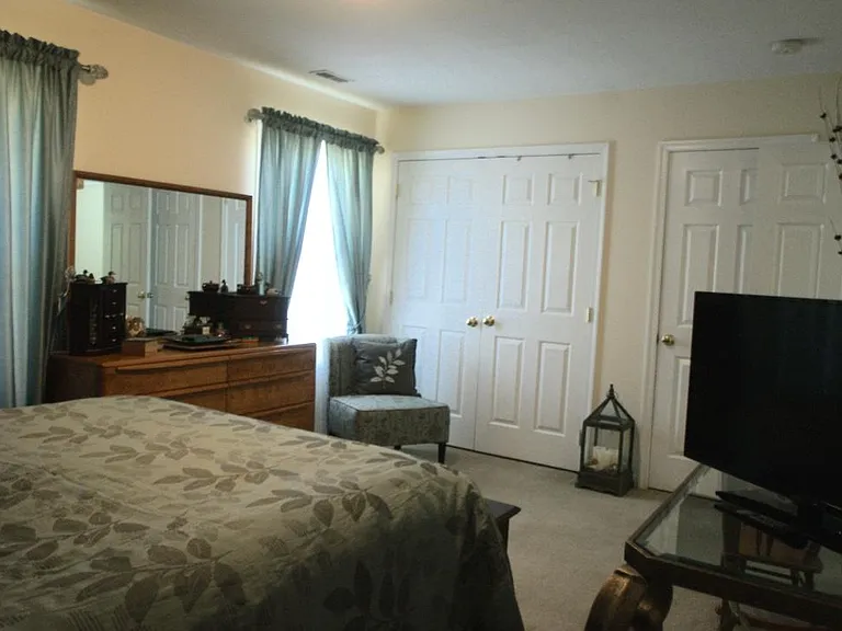 104 Eastside Ln — Photo 14
