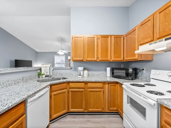 2921 Pawnee Dr, Hopkinsville, KY 42240