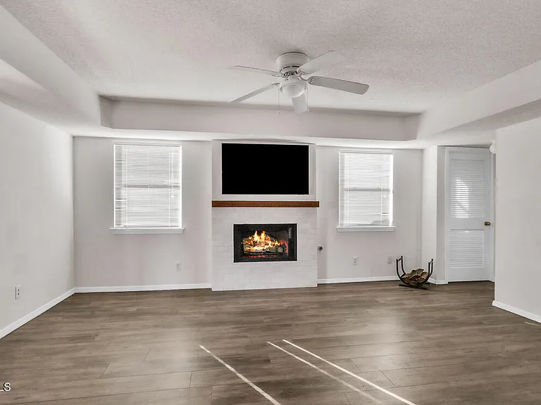 816 Dakota River Ave — Photo 23