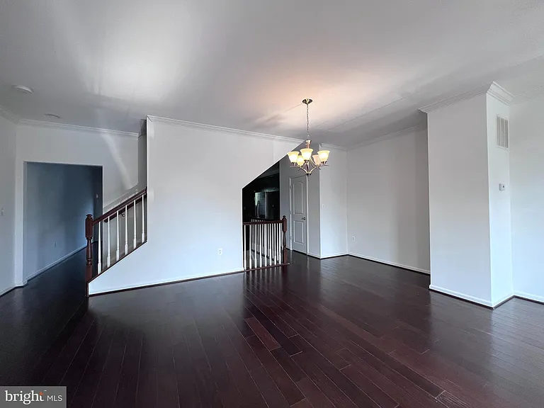 9243 Dawkins Crest Cir — Photo 6