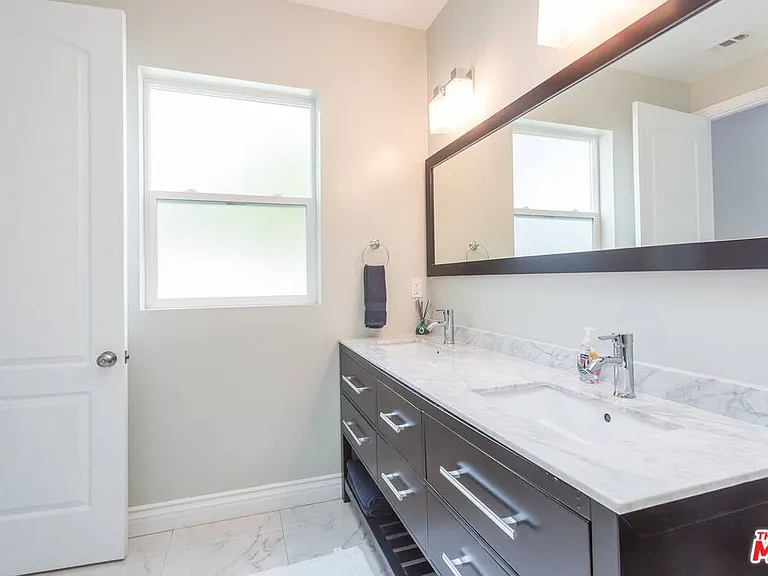 7311 Gaviota St — Photo 15