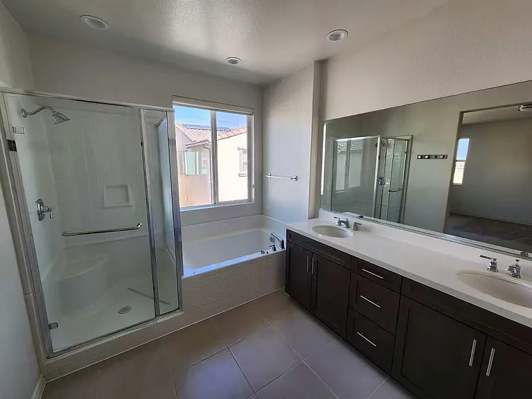 15953 Mentz Ct — Photo 20