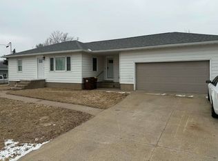 10117 Boleyn Rd, Dubuque, IA 52001