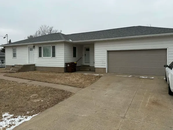 10117 Boleyn Rd, Dubuque, IA 52001