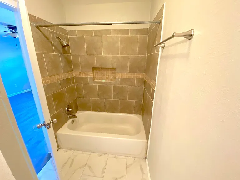 6620 Westwick Dr — Photo 15