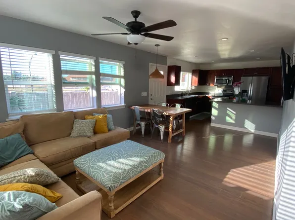15 Meheu Cir, Kahului, HI 96732