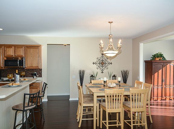 3rd image of 12082 Hideaway Dr