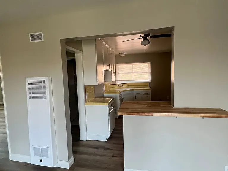 4144-4152 Somerset Dr — Photo 3