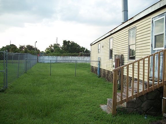 3rd image of 1068 Mary Frances Dr