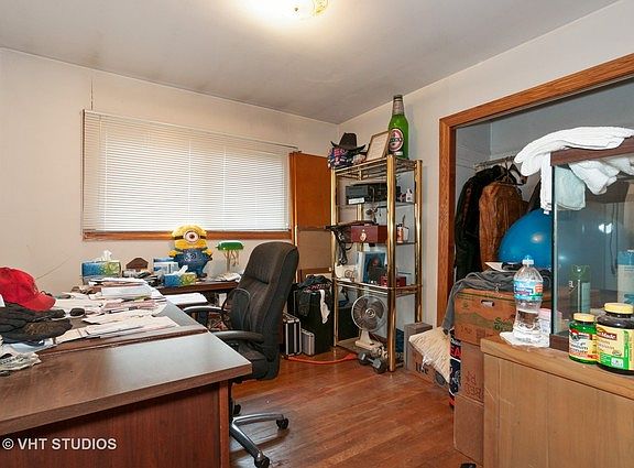 5th image of 670 Easy St