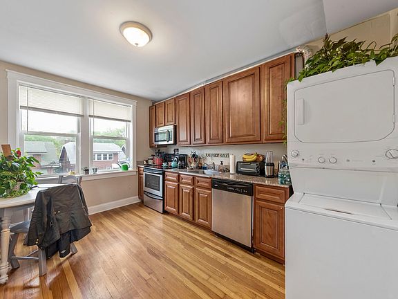 4th image of 2622 S Kingshighway Blvd APT 3W