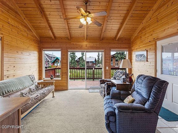 4th image of 45641 Davison Ave