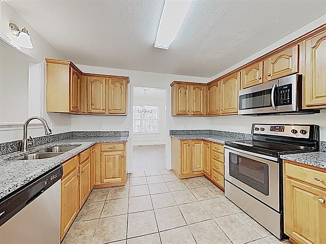 1st image of 530 Heartland Ln #530