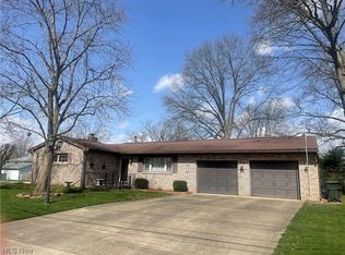 125 E 16th St, Dover, OH