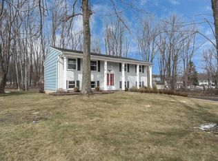 61 Paula Dr, Long Valley, NJ 07853