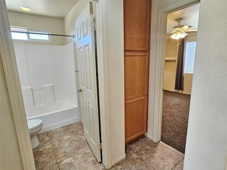 7064 Eucalyptus Ave — Photo 22