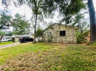219 Hartford Dr, Conroe, TX 77303