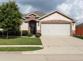 253 Kennedy Dr, Crowley, TX 76036