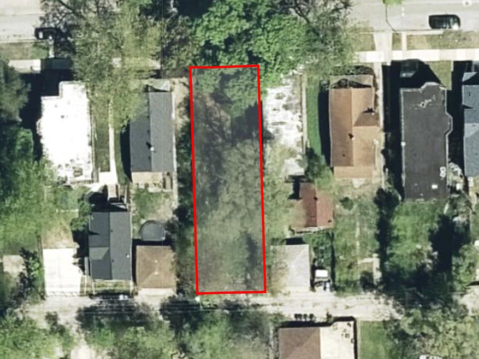 1st image of 125 W 112th Pl
