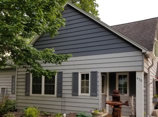 450 E Iola St, Iola, WI 54945