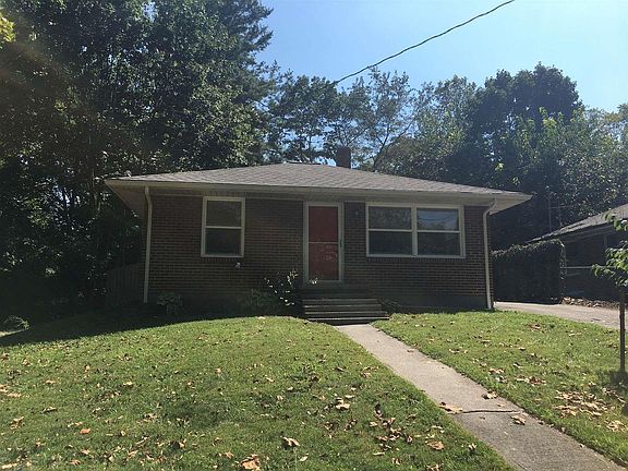 2nd image of 104 Eanes Cir