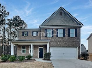 425 Levon Ct, Loganville, GA 30052