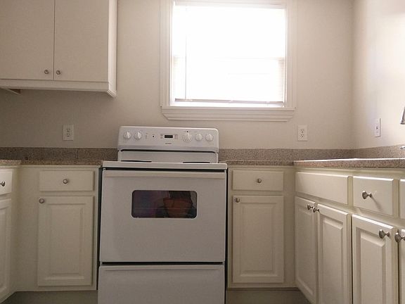 4th image of 3605 McFarlin Blvd #1
