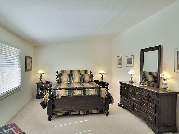 4th image of 6219 Cumberland Dr