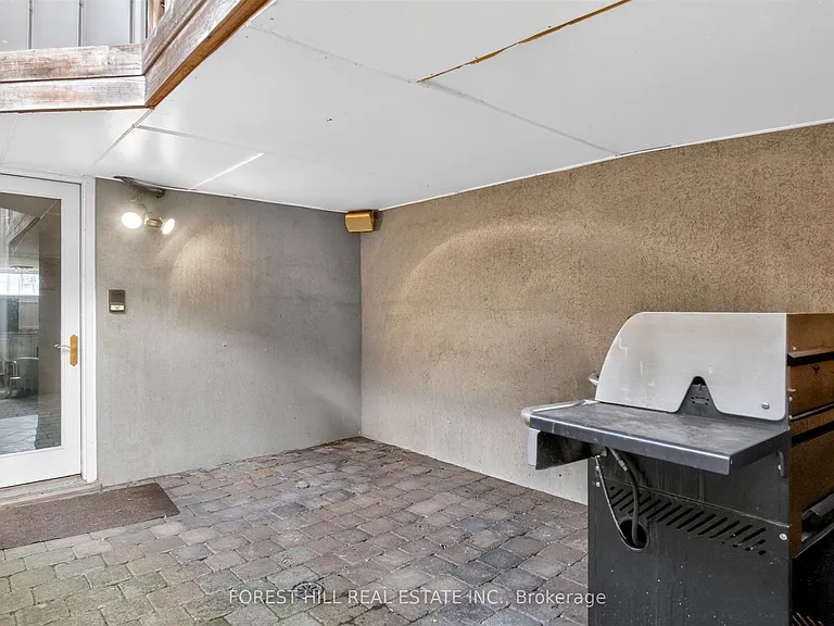 74 Lynwood Ave #2 — Photo 25