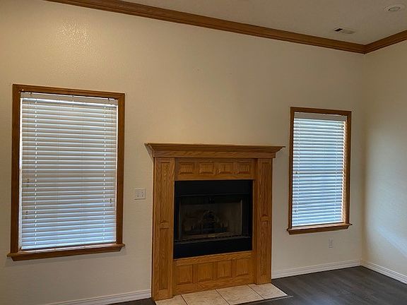 5th image of 808 E Hardwood Cir
