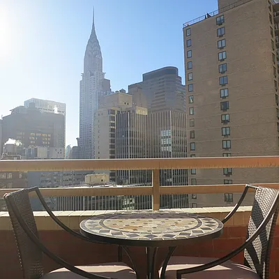 Sold by Corcoran | media 7