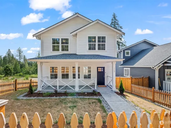 260 E Blackwell Street, Allyn, WA 98524