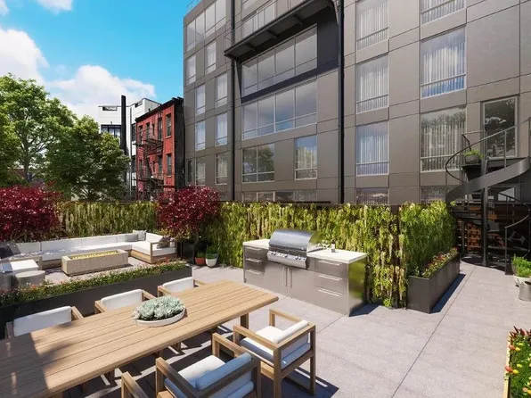 305 Union Avenue image 1 of 21