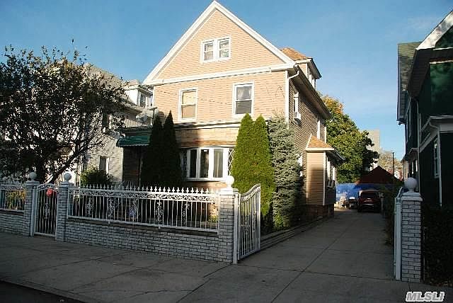 1st image of 9147 113th St