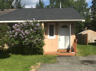 8371 Stratton Cir, Anchorage, AK 99507