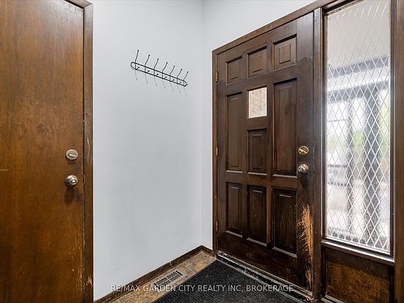 4th image of 82 Linwell Rd
