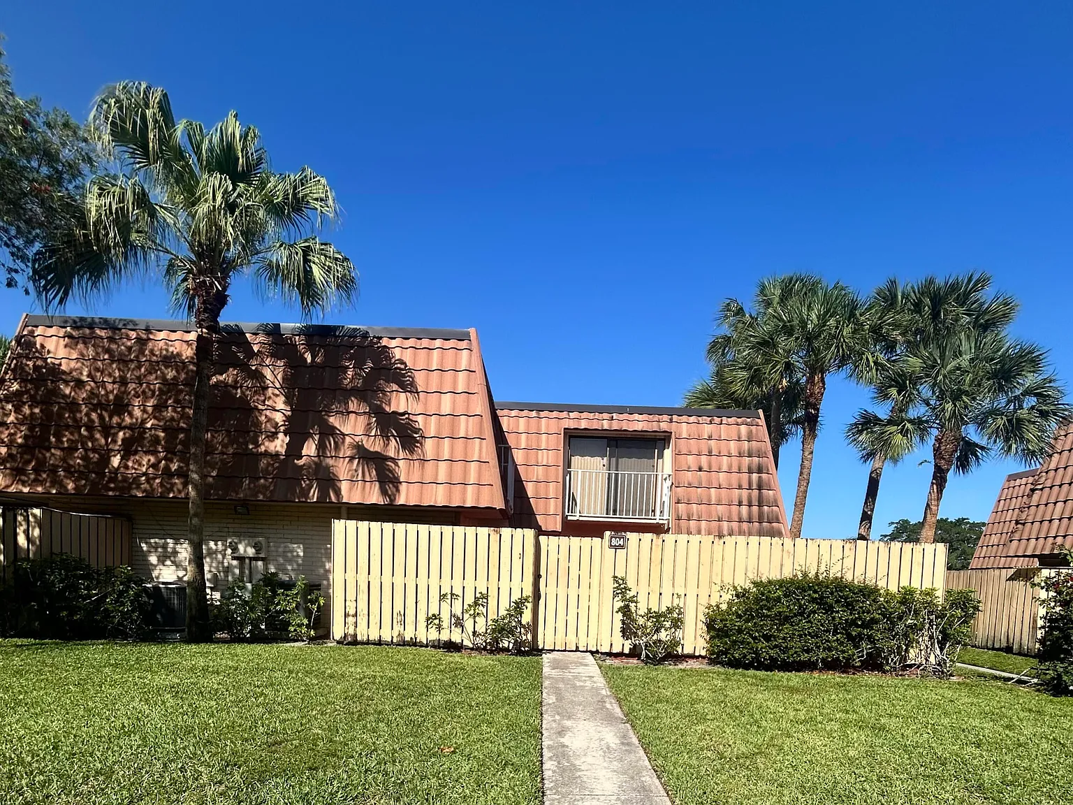 2 bed, 2.5 bath, 1288 sqft, $2,250 — Photo 1