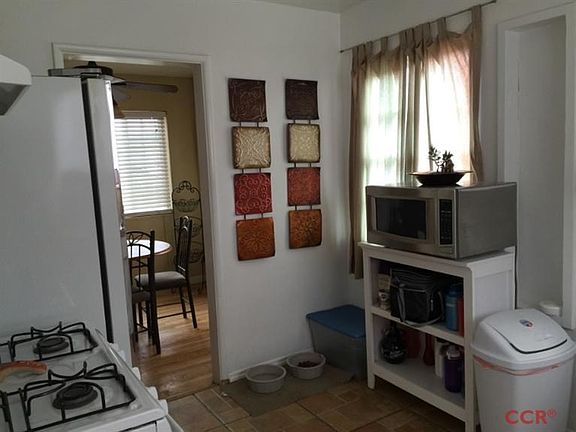 5th image of 584 De Armond Pl