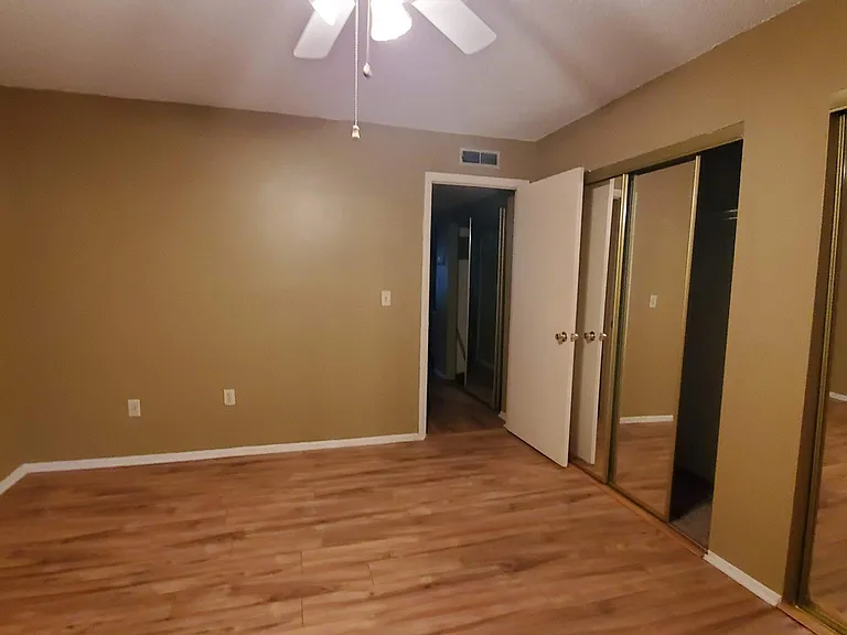 14410 Reuter Strasse Cir #215 — Photo 16