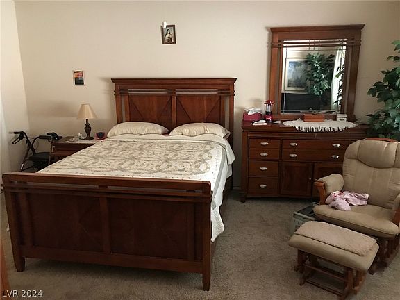5th image of 813 Mesa Pine Ct