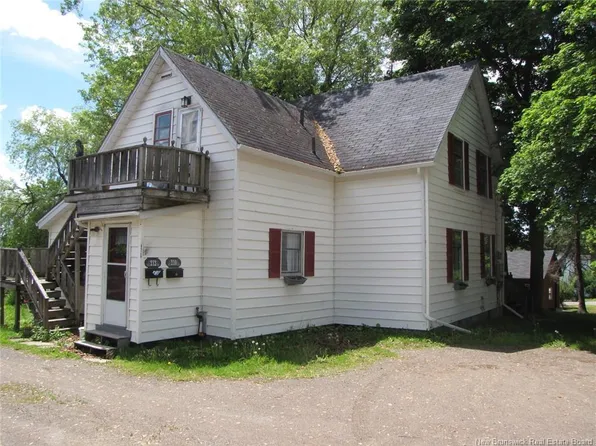 212 Pleasant St #210, Moncton, NB E1A 2V7