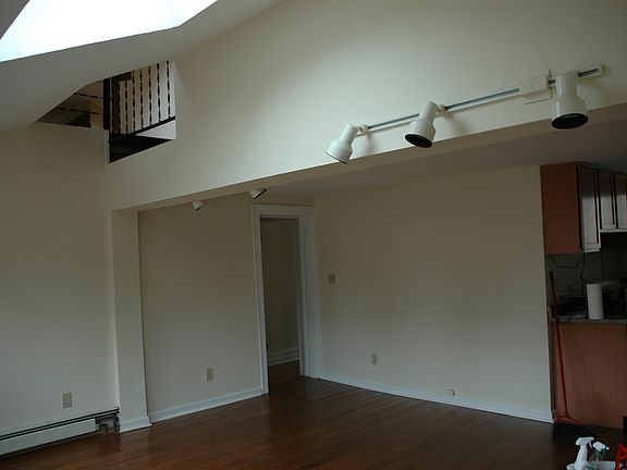 5th image of 123 Church Street # Fl 2nd